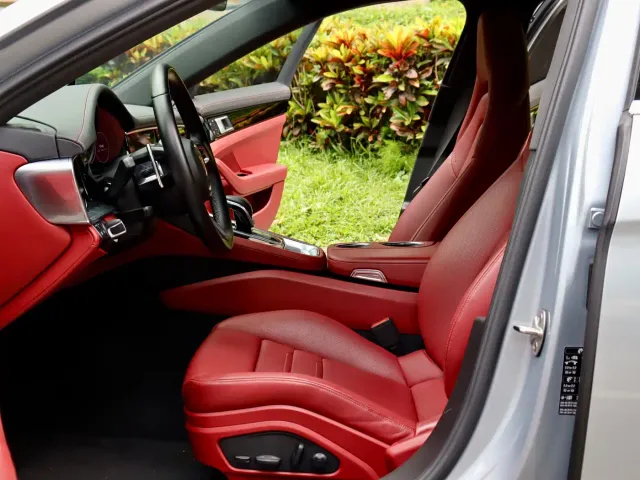 Porsche Panamera — Фото автомобиля 7