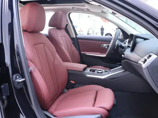 BMW 3 Series — Фото автомобиля 21