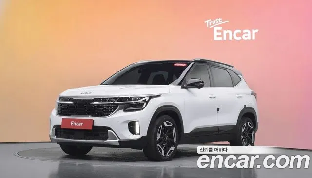 Фотография автомобиля — Kia Seltos New