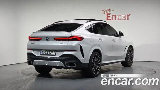 BMW X6 xDrive40i M Sport — Фото автомобиля 2