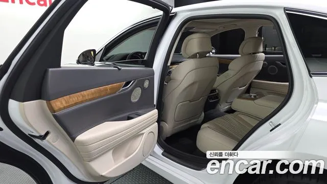 Genesis G80 Бензин 2.5 турбо AWD — Фото автомобиля 22