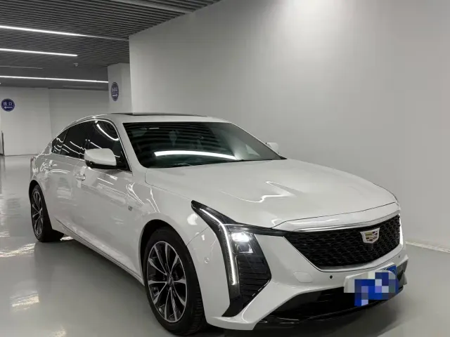 Cadillac CT5 — Фото автомобиля 3