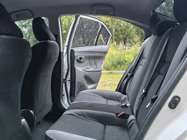 Toyota Vios — Фото автомобиля 6