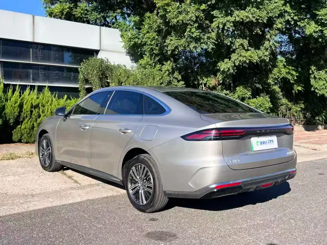 Geely Galaxy Stellar 6 — Фото автомобиля 4