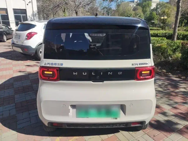 Wuling Hongguang Mini EV — Фото автомобиля 5
