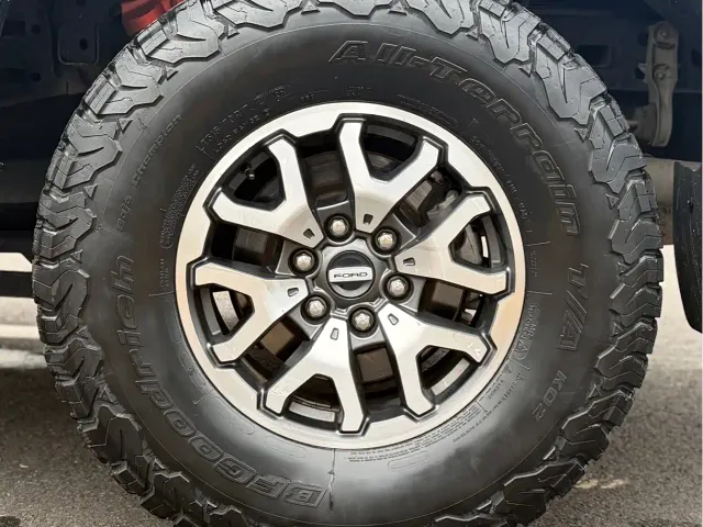 Ford F-150 Raptor — Фото автомобиля 12