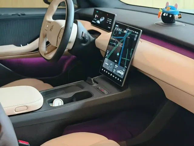 Nio ET5 Touring — Фото автомобиля 8