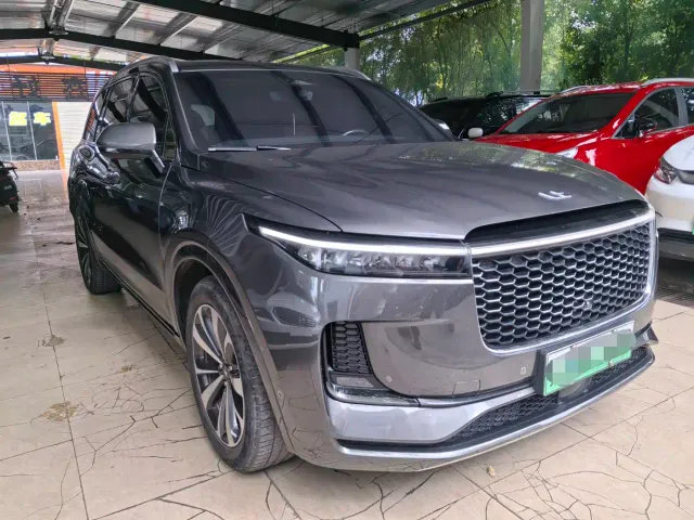 Li Auto ONE — Фото автомобиля 3