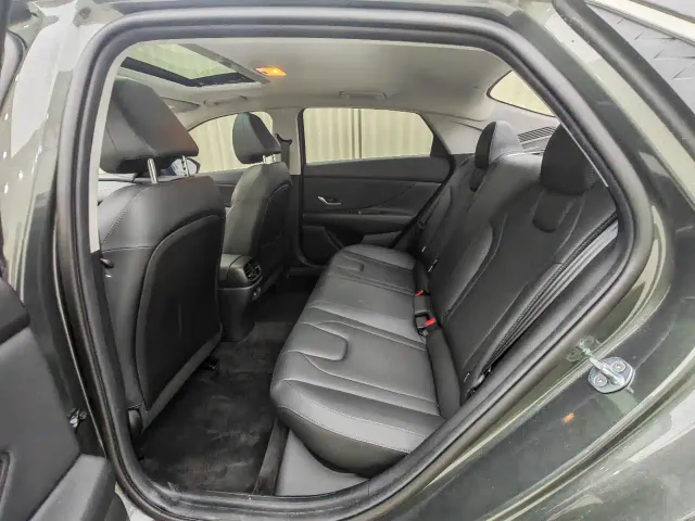 Hyundai Elantra — Фото автомобиля 10