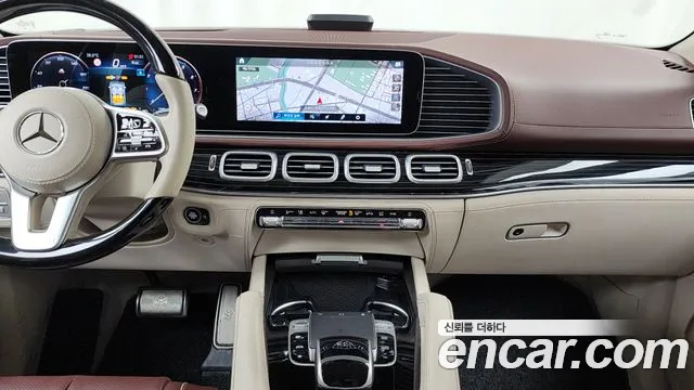Mercedes-Benz GLS-Class — Фото автомобиля 11