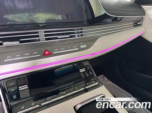 Hyundai Grandeur Grandeur (New) Hybrid — Фото автомобиля 16