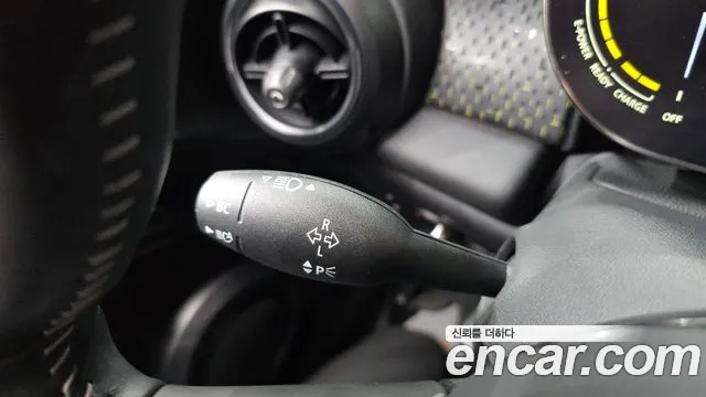 MINI Cooper Electric — Фото автомобиля 29
