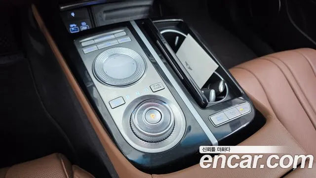 Genesis G80 Бензин 2.5 турбо AWD — Фото автомобиля 9