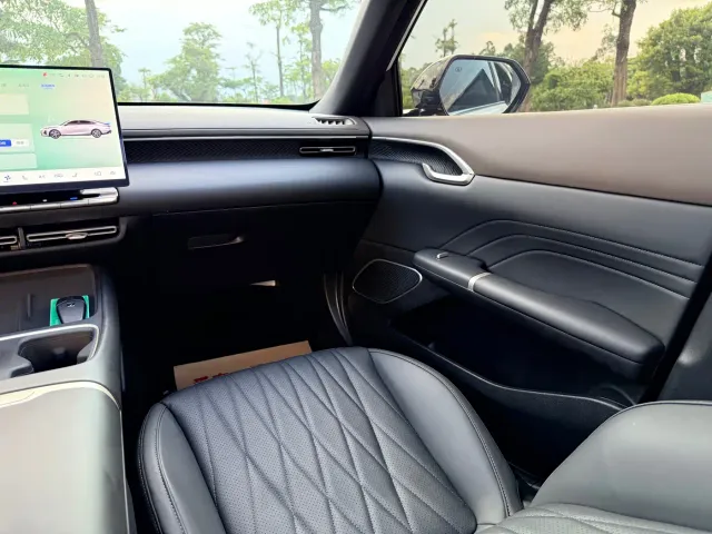 Changan Eado — Фото автомобиля 14