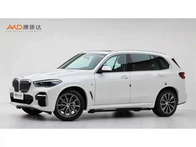 Фотография автомобиля — BMW X5