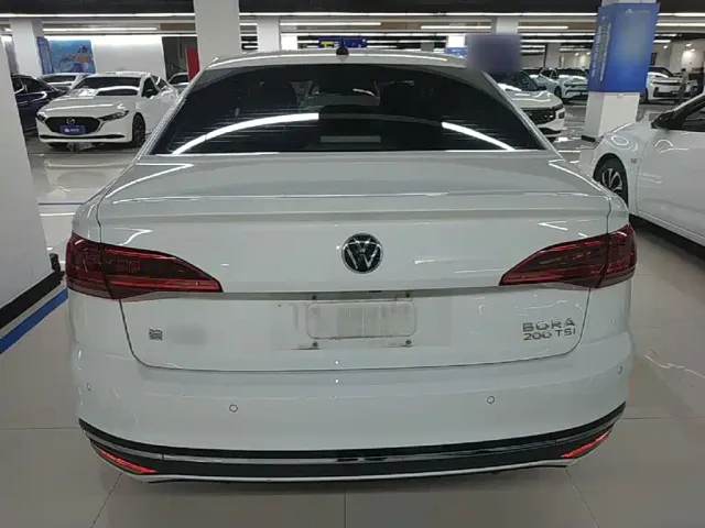 Volkswagen Bora — Фото автомобиля 5