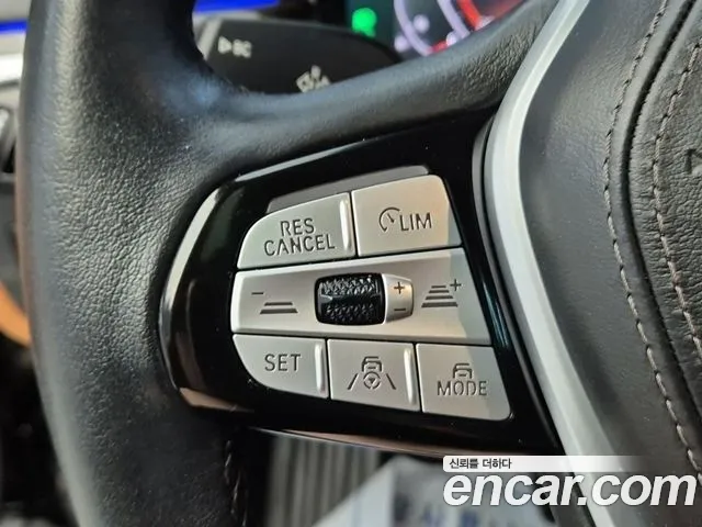 BMW 5 Series G30 — Фото автомобиля 16