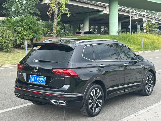 Volkswagen Tiguan L — Фото автомобиля 4