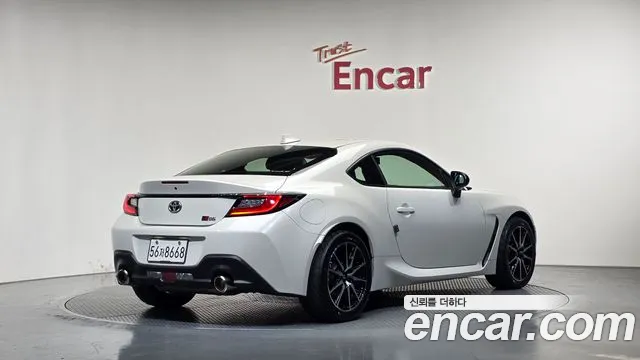 Toyota 86 GR86 — Фото автомобиля 2