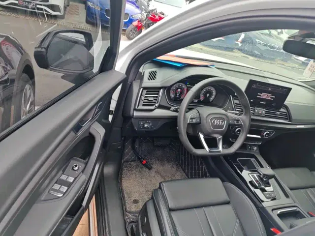 Audi Q5L — Фото автомобиля 15