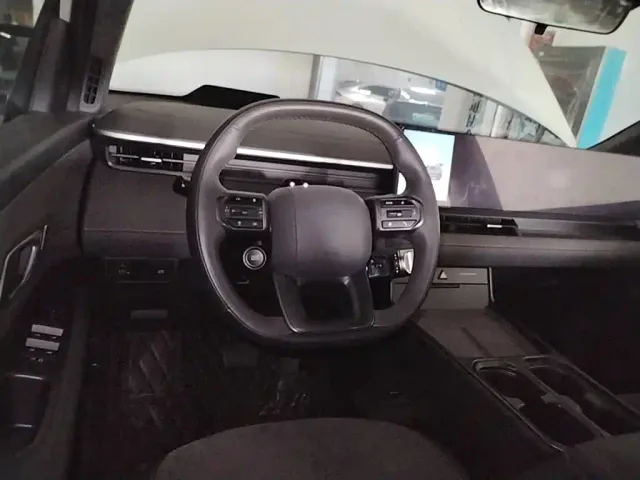 Hyundai ELEXIO — Фото автомобиля 10