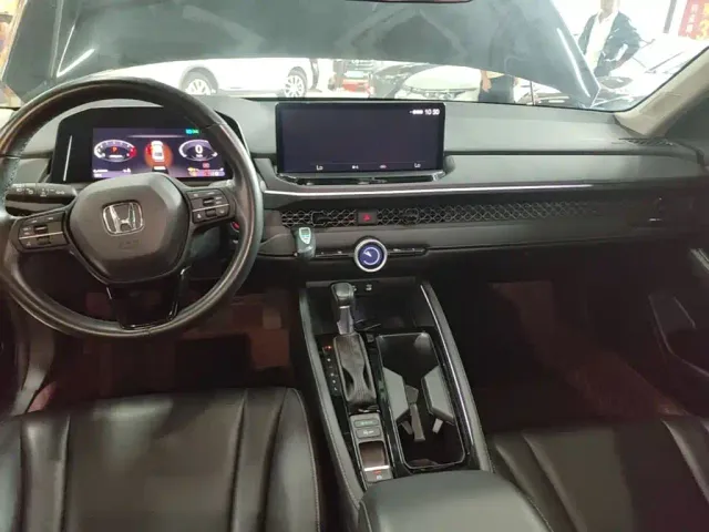 Honda Accord — Фото автомобиля 9