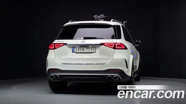 Mercedes-Benz GLE-Class — Фото автомобиля 4