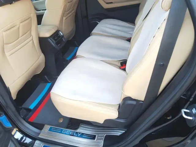 Geely Haoyue L — Фото автомобиля 11