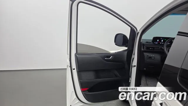 Hyundai Staria — Фото автомобиля 13