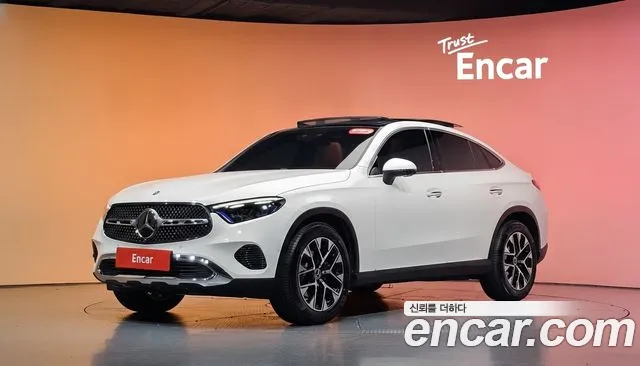 Фотография автомобиля — Mercedes-Benz GLC-Class