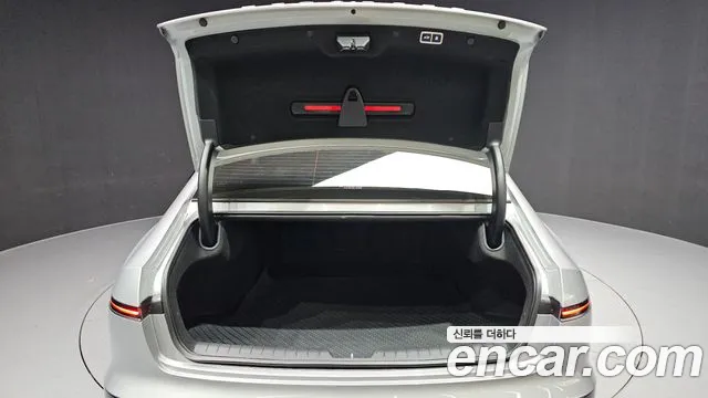 Hyundai Grandeur Grandeur (GN7) 3.5 Бензин 2WD — Фото автомобиля 19