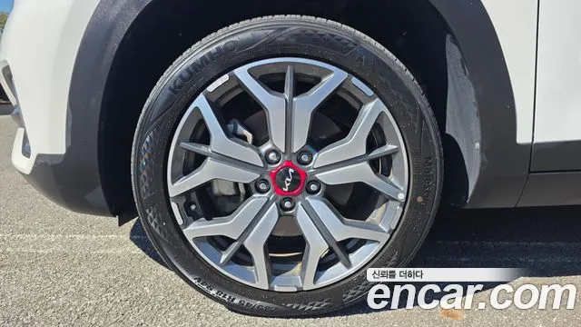 Kia Seltos — Фото автомобиля 5
