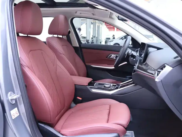 BMW 3 Series — Фото автомобиля 21