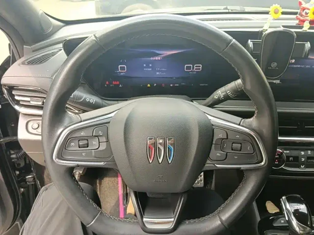 Buick Angyang — Фото автомобиля 10