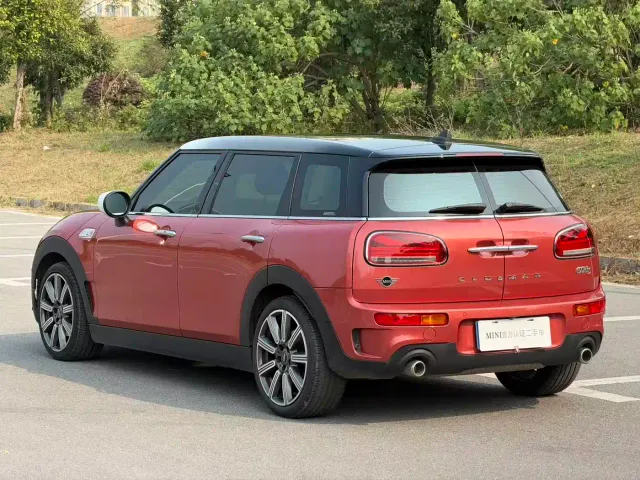 MINI Clubman — Фото автомобиля 3