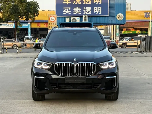 BMW X5 — Фото автомобиля 2