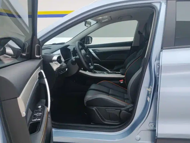 Geely Binyue — Фото автомобиля 9