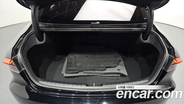 Hyundai Grandeur Новый Grandeur IG — Фото автомобиля 18