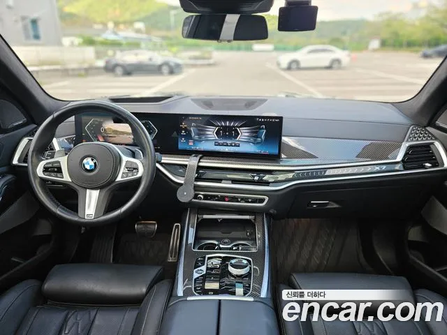 BMW X7 G07 — Фото автомобиля 12
