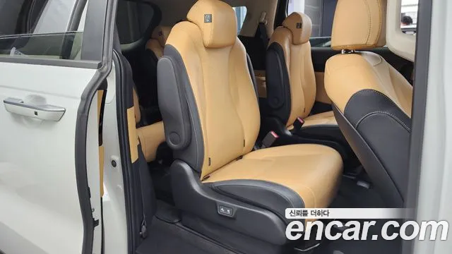 Kia Canival Carnival 4 поколение 9 мест Prestige — Фото автомобиля 12
