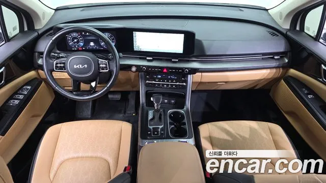 Kia Carnival Generation 4 — Фото автомобиля 9