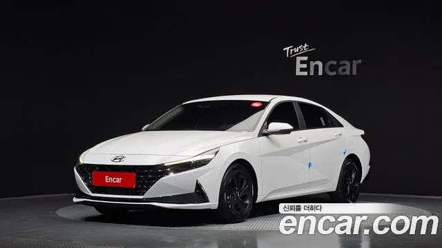 Фотография автомобиля — Hyundai Avante CN7