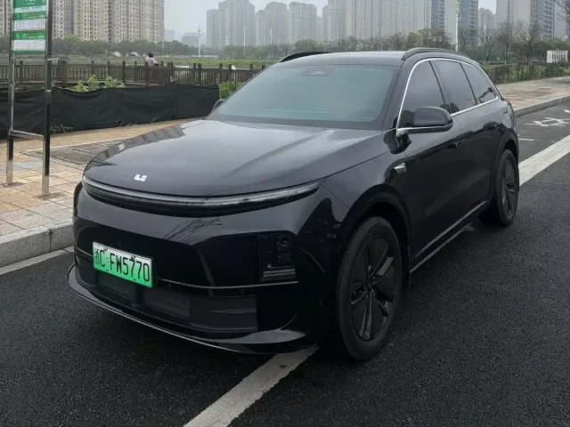 Фотография автомобиля — Li Auto L6