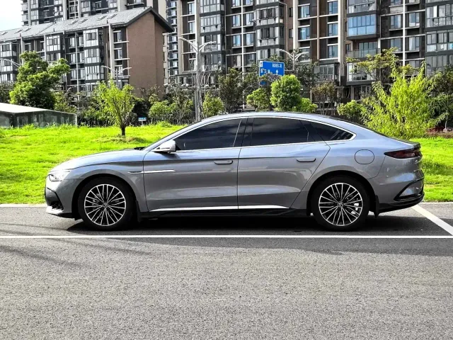 BYD Han — Фото автомобиля 15