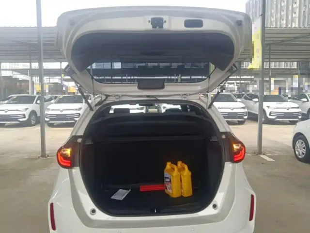 Honda Fit — Фото автомобиля 18