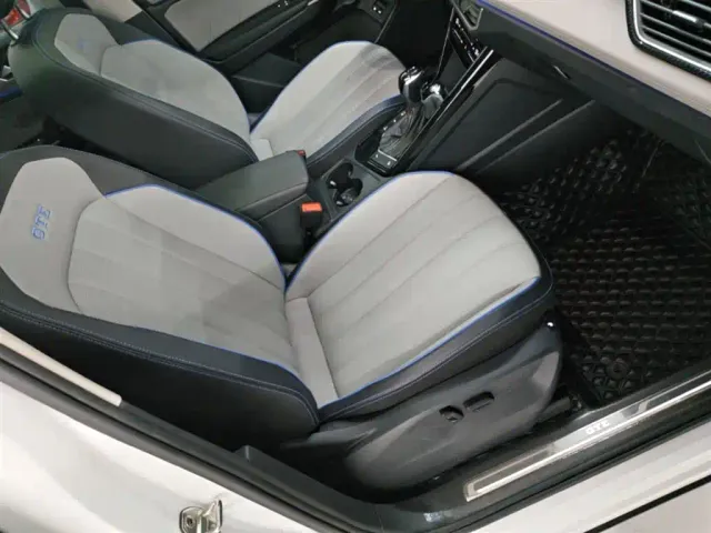 Volkswagen Tayron GTE Plug-in Hybrid — Фото автомобиля 24