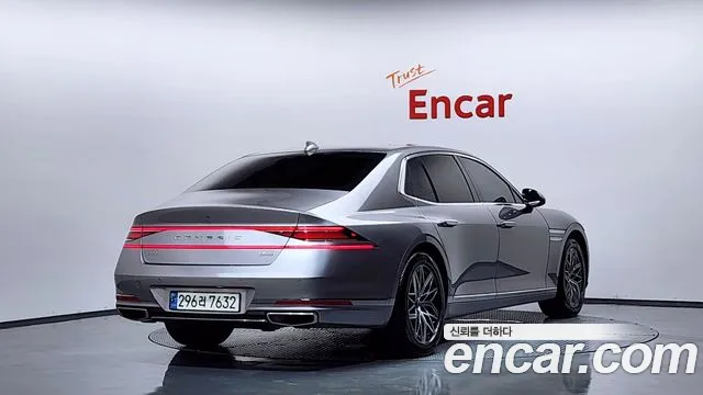 Genesis G90 Бензин 3.5 турбо AWD — Фото автомобиля 2