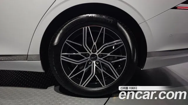 Genesis G90 RS4 — Фото автомобиля 6
