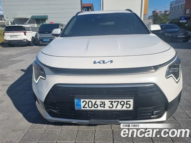Фотография автомобиля — Kia Niro The All New Niro