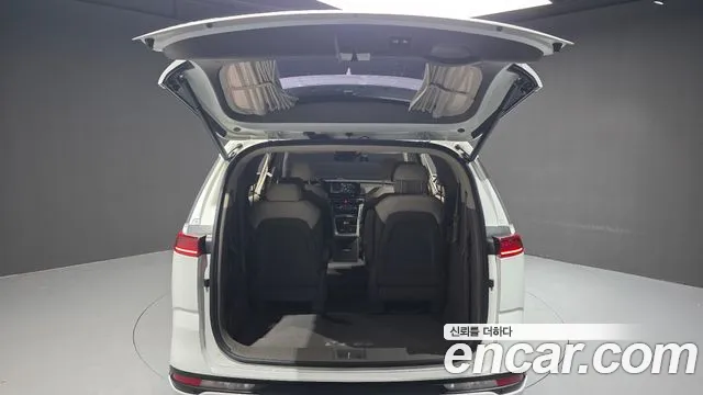 Kia Carnival 4th Gen — Фото автомобиля 20